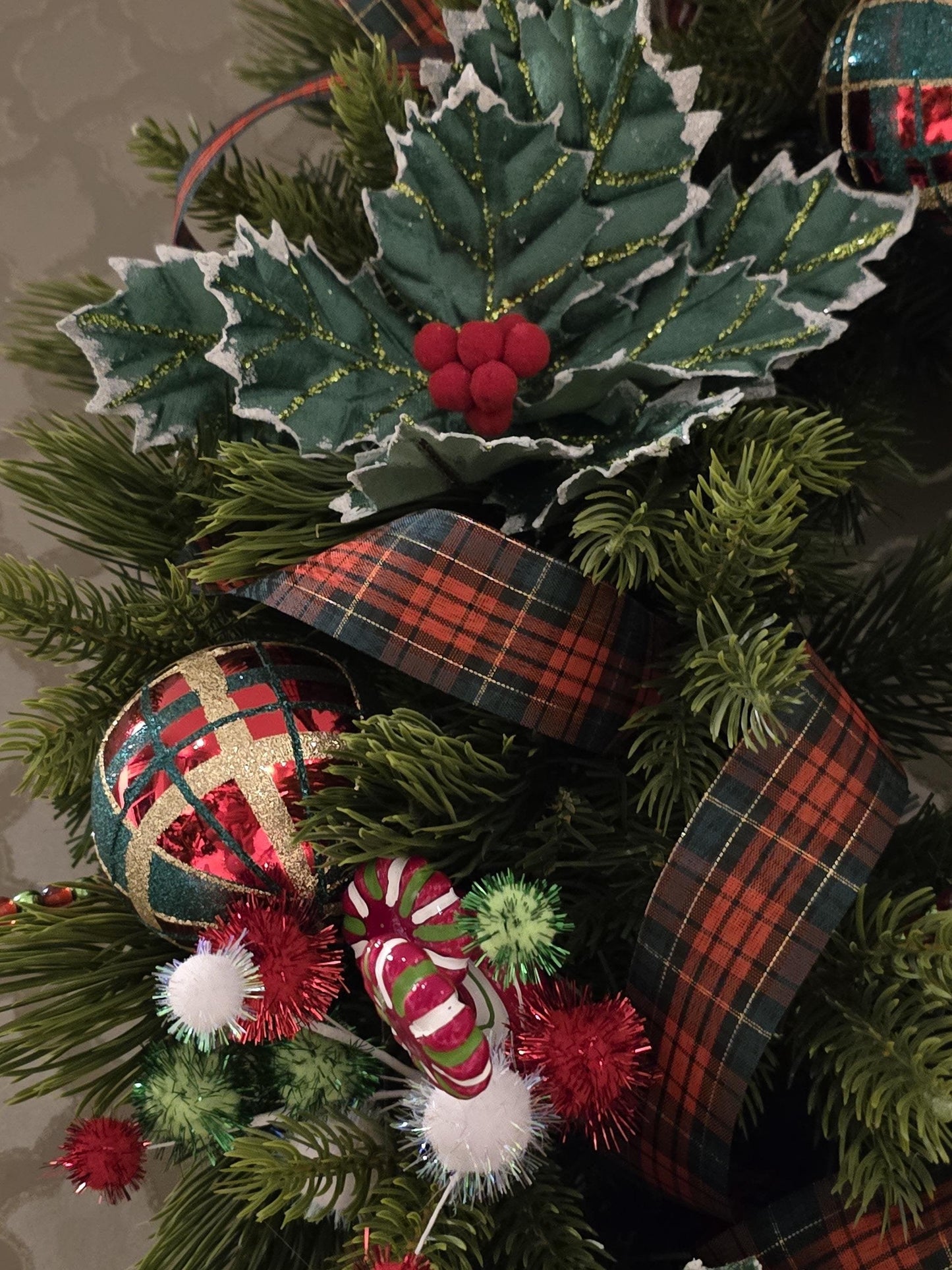 Luxury Christmas Wreath Front Door, Luxury Home Decorations, Red Green Xmas, Winter Mantle Decor, Holiday wreath,Advent wreath,Holiday Swag - Hats By Cressida
