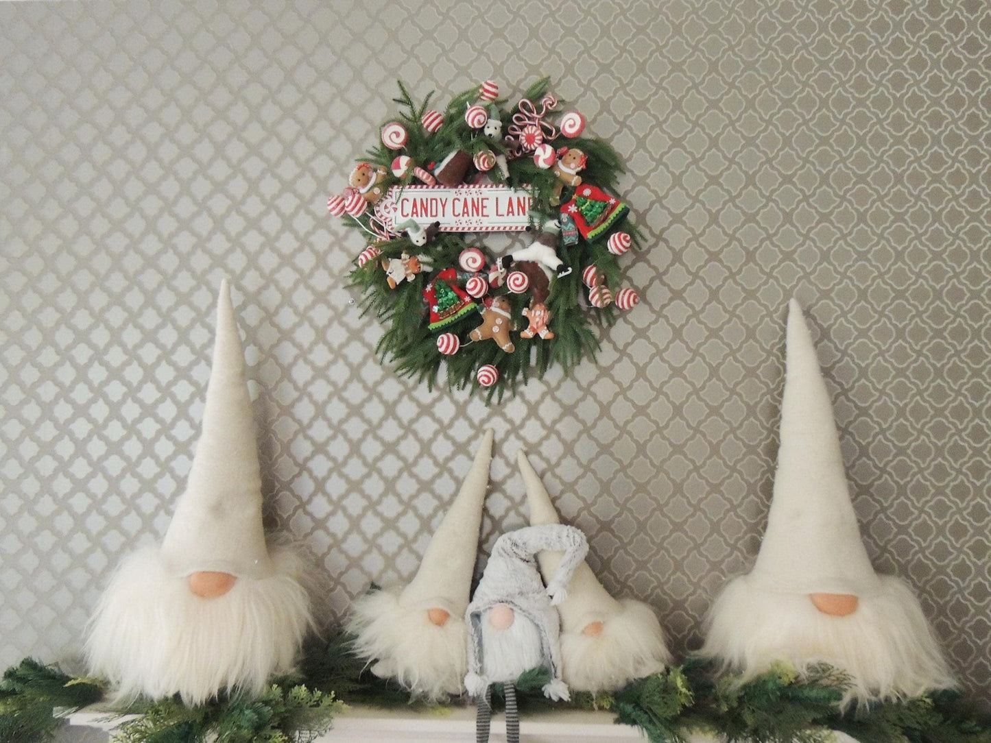 Luxury Candy Cane Red White Green Christmas Wreath Front Door Luxury Home Decorations Xmas Winter Mantle Decor Holiday Wreath Advent Swag