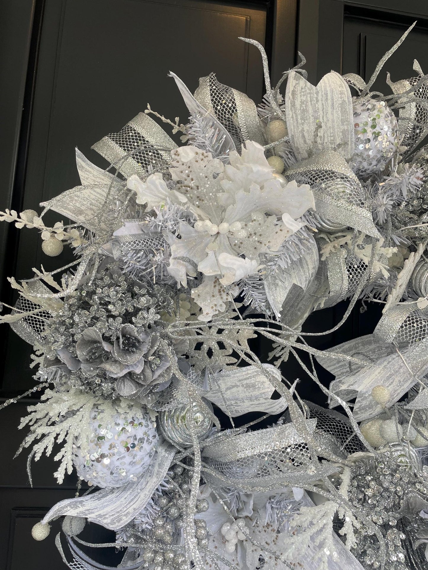 White Silver Luxury Christmas Wreath Front Door Luxury Home Decorations Xmas Winter Mantle Decor Holiday Wreath Advent Swag Silver Theme