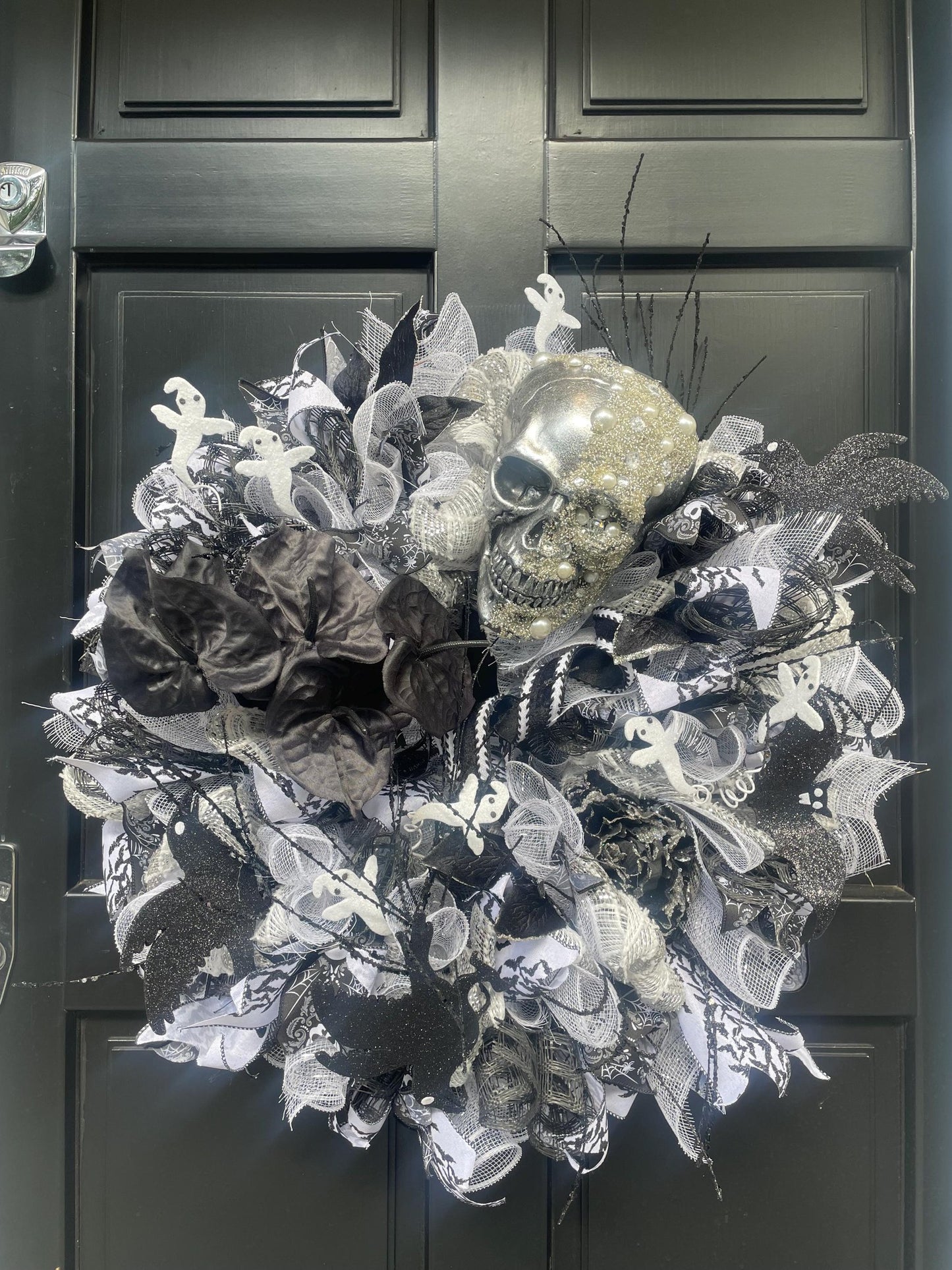 XL SKULL Halloween Front Door Wreath Gothic Hanger Wall Porch Hanger Handmade House Home Decor Decorations Whimsical Skelly Glam Luxury Fall