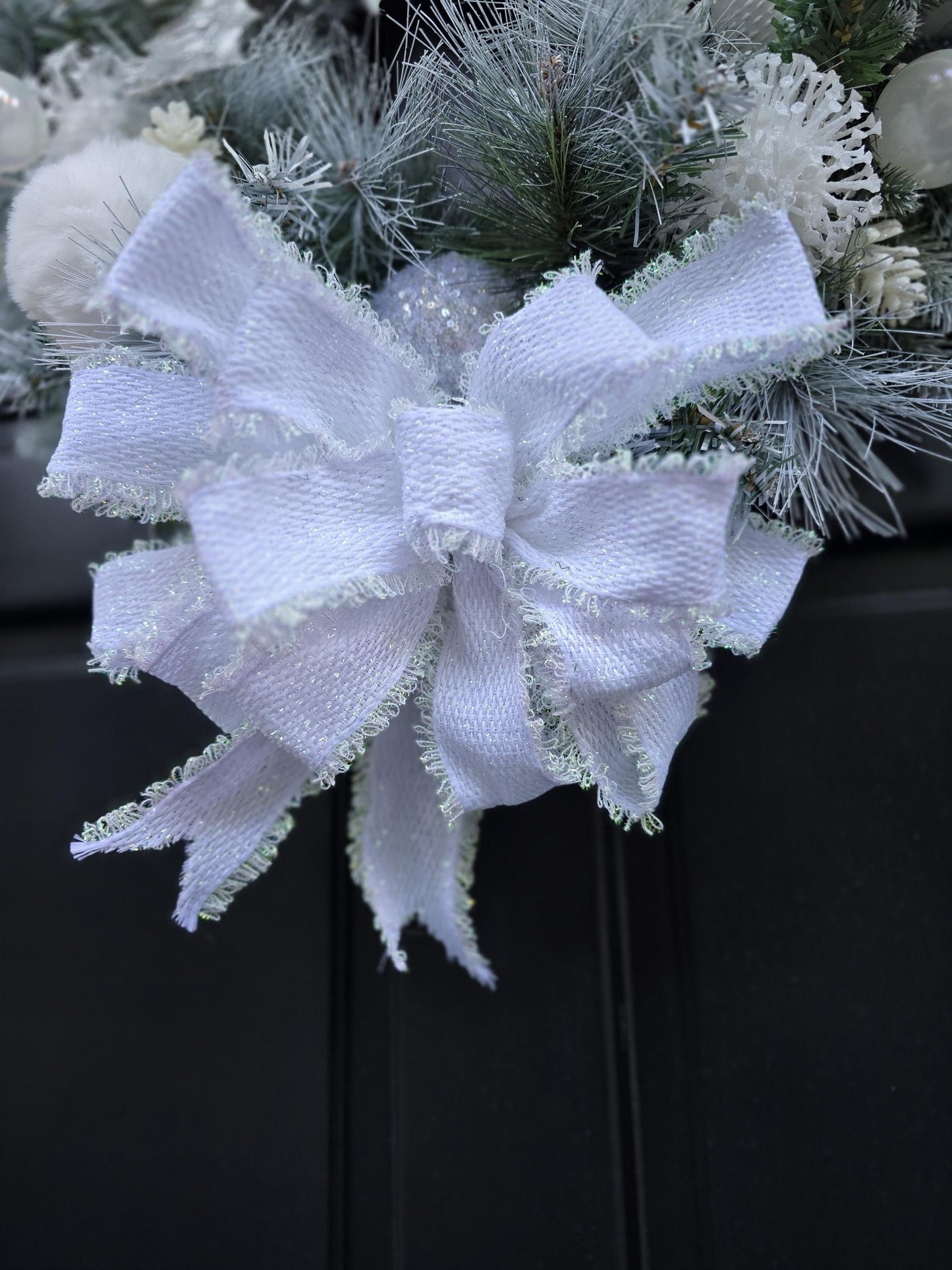 Luxury Christmas Flocked Snowy Christmas Wreath Winter Holiday Front Door Porch Wall Hanger Mantle Home Decor Decoration Designer Gift Pine