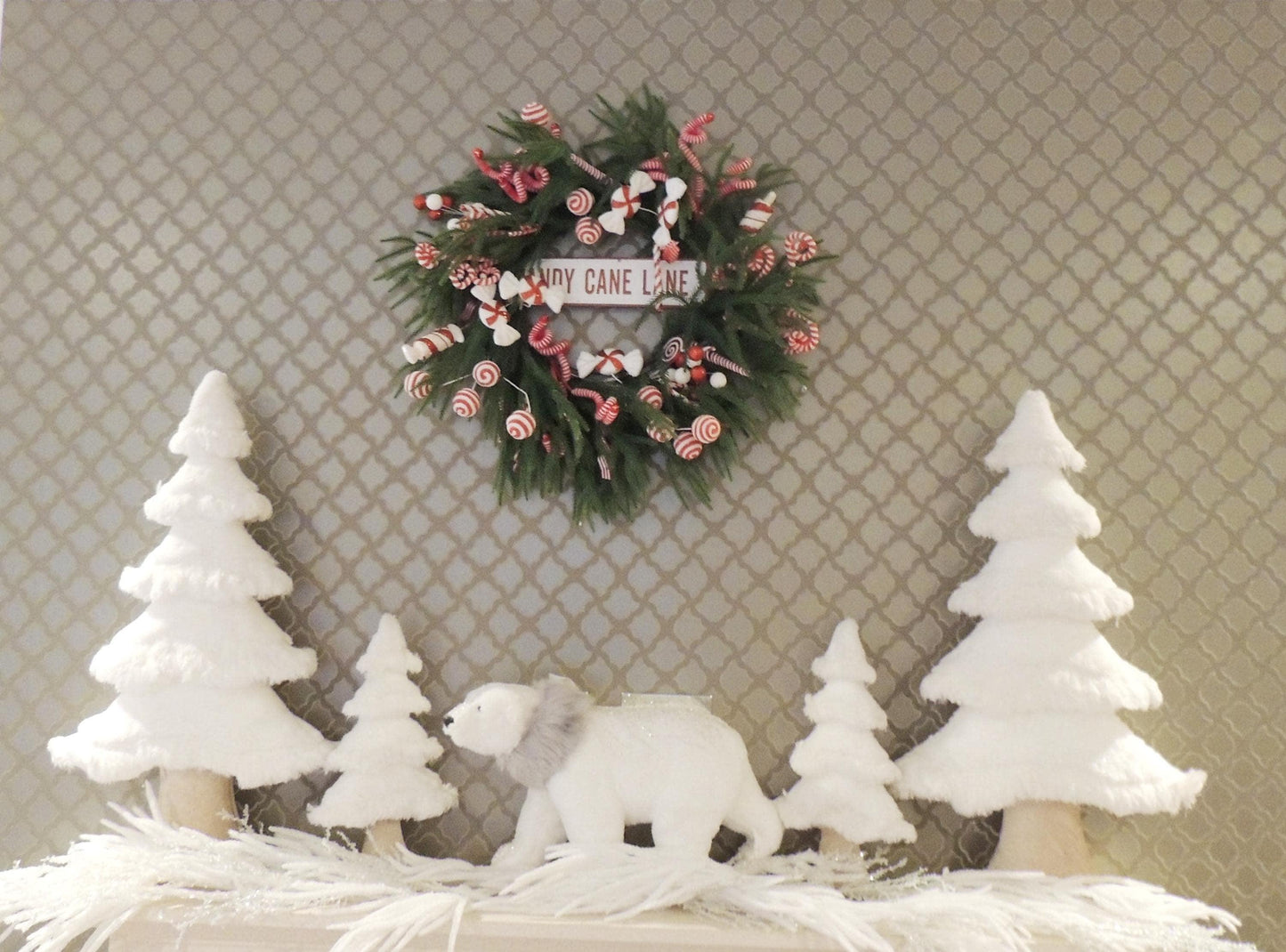 Luxury Candy Cane Red White Green Christmas Wreath Front Door Luxury Home Decorations Xmas Winter Mantle Decor Holiday Wreath Advent Swag