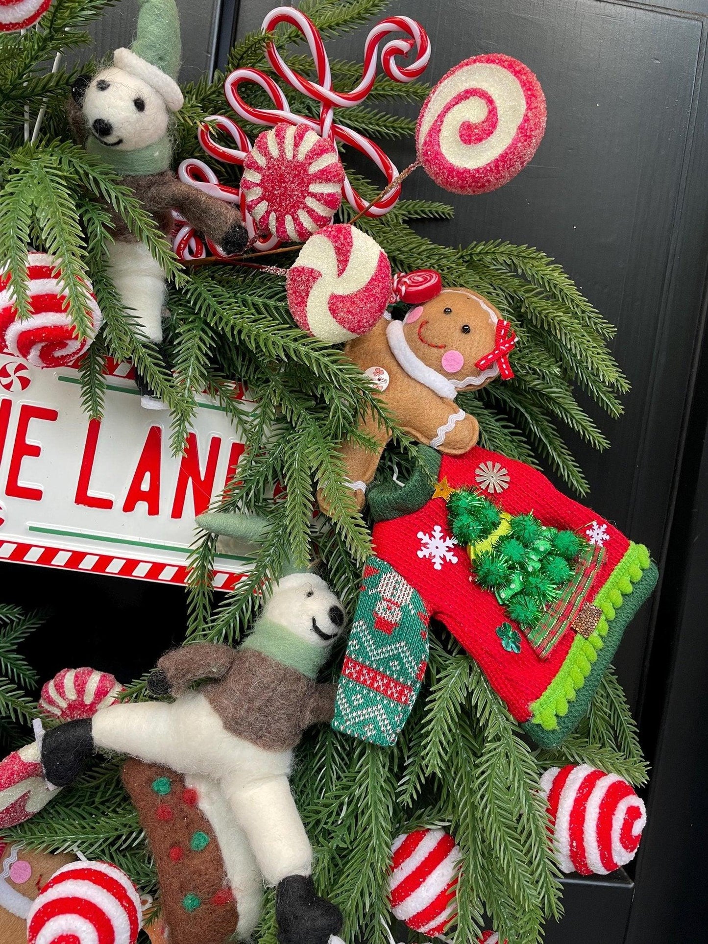 Luxury Candy Cane Red White Green Christmas Wreath Front Door Luxury Home Decorations Xmas Winter Mantle Decor Holiday Wreath Advent Swag