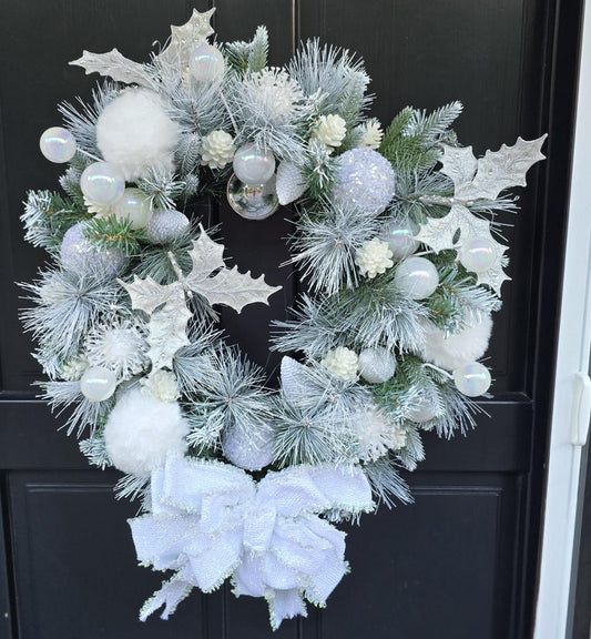 Luxury Christmas Flocked Snowy Christmas Wreath Winter Holiday Front Door Porch Wall Hanger Mantle Home Decor Decoration Designer Gift Pine