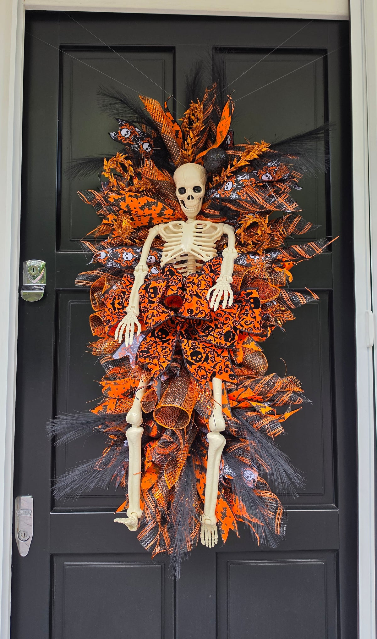 XXL Skeleton Halloween Teardrop Swag | Luxury Halloween Front Door Decor | 106cm (42")