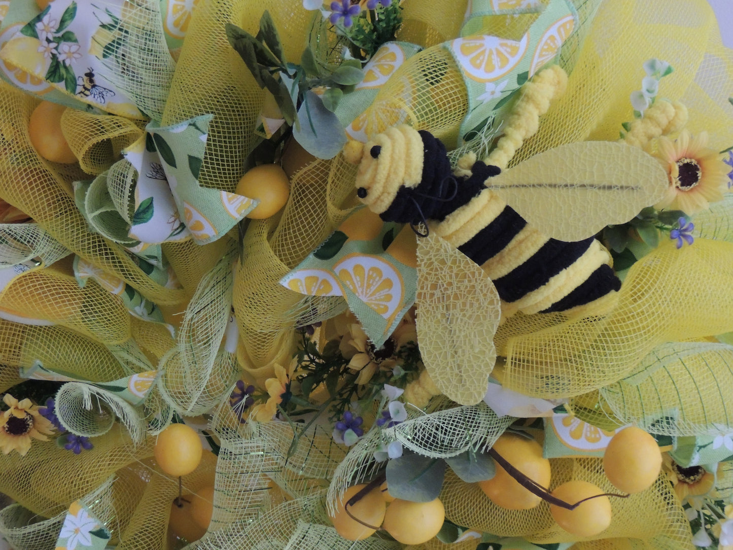 Lemon Bee Summer Wreath 60cm | Yellow Front Door Decor with Sunflowers & Citrus Bumblebee
