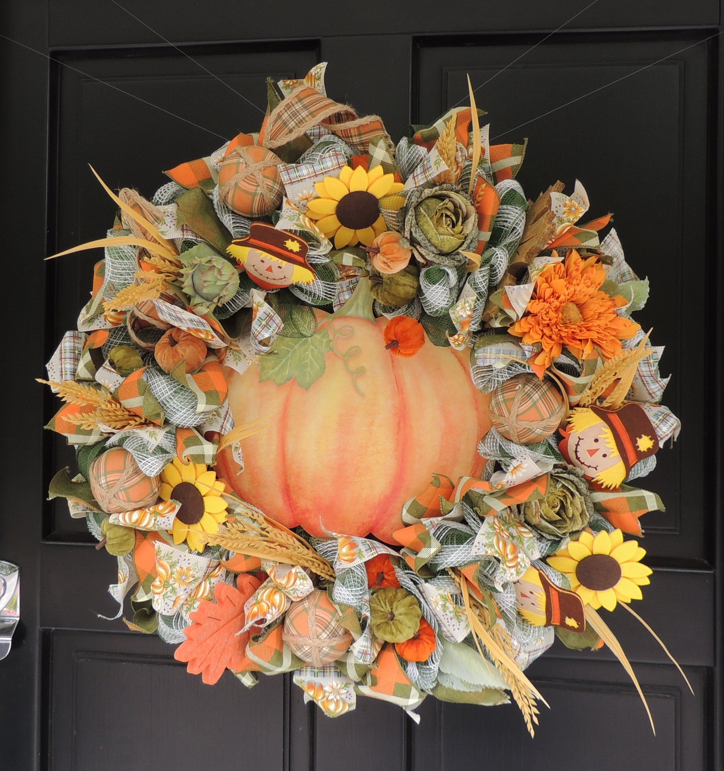 Large Autumn Pumpkin Wreath with Scarecrows & Sunflowers – 60cm Fall Harvest Thanksgiving Front Door Decor
