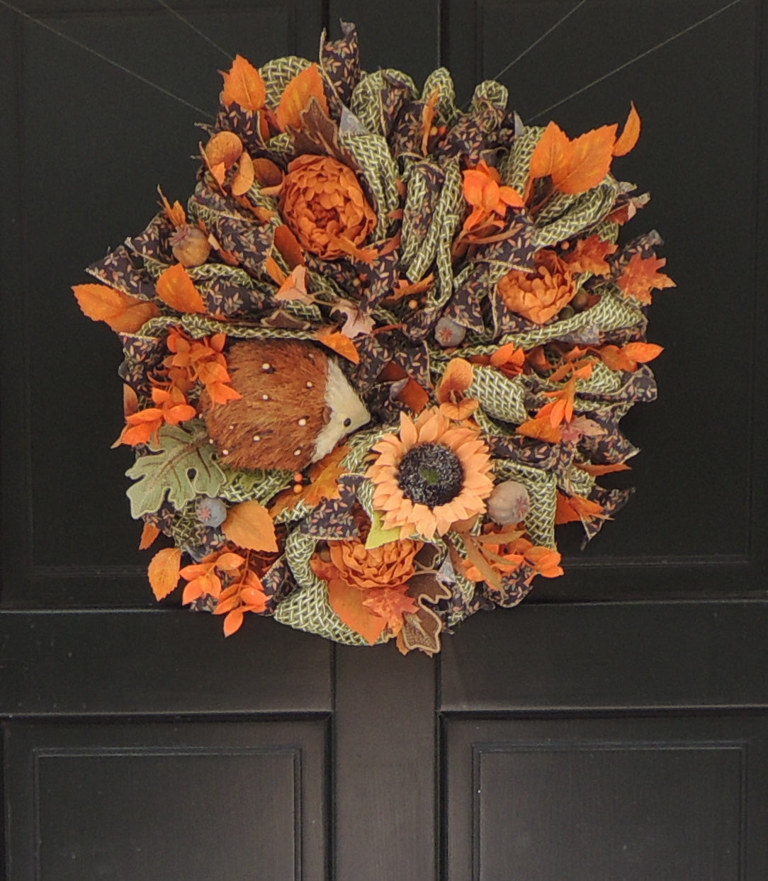 Autumn Hedgehog Woodland Wreath – 50cm Large Fall Front Door Wreath with Sunflower, Acorns & Harvest Foliage – Rustic Seasonal Home Decor