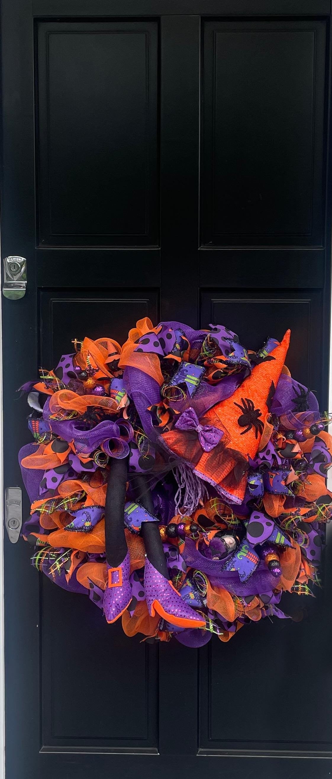Halloween Wreath, Halloween Door Wreath, Halloween Front Door Wreath, Halloween, Halloween Decor, Halloween Door Wreaths, Halloween Wreaths - Hats By Cressida