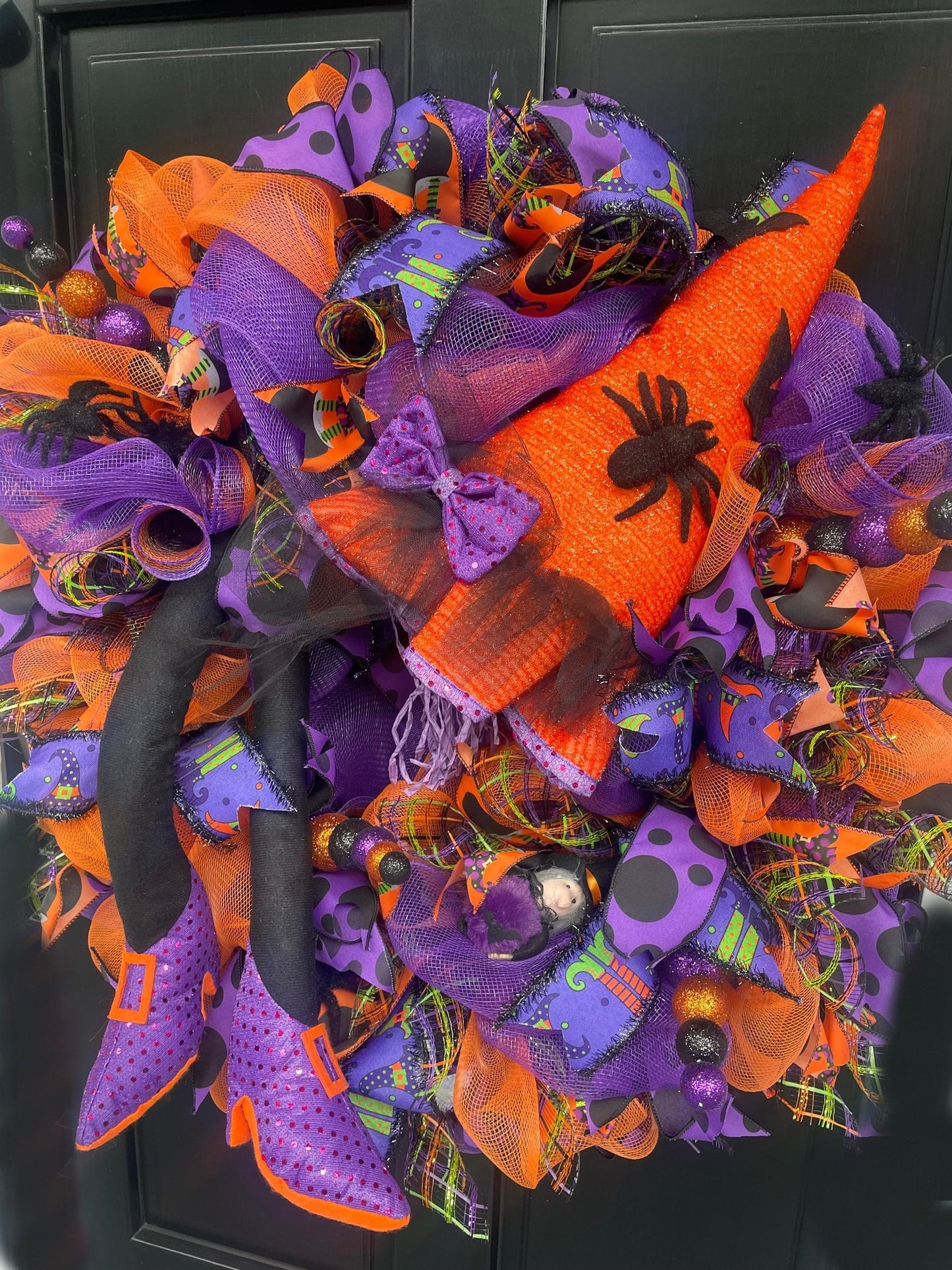 Halloween Wreath, Halloween Door Wreath, Halloween Front Door Wreath, Halloween, Halloween Decor, Halloween Door Wreaths, Halloween Wreaths - Hats By Cressida