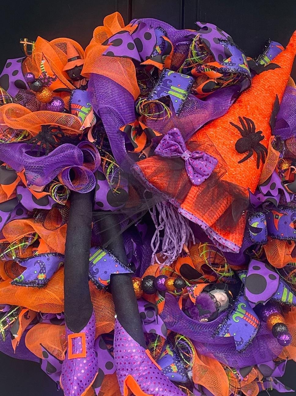 Halloween Wreath, Halloween Door Wreath, Halloween Front Door Wreath, Halloween, Halloween Decor, Halloween Door Wreaths, Halloween Wreaths - Hats By Cressida