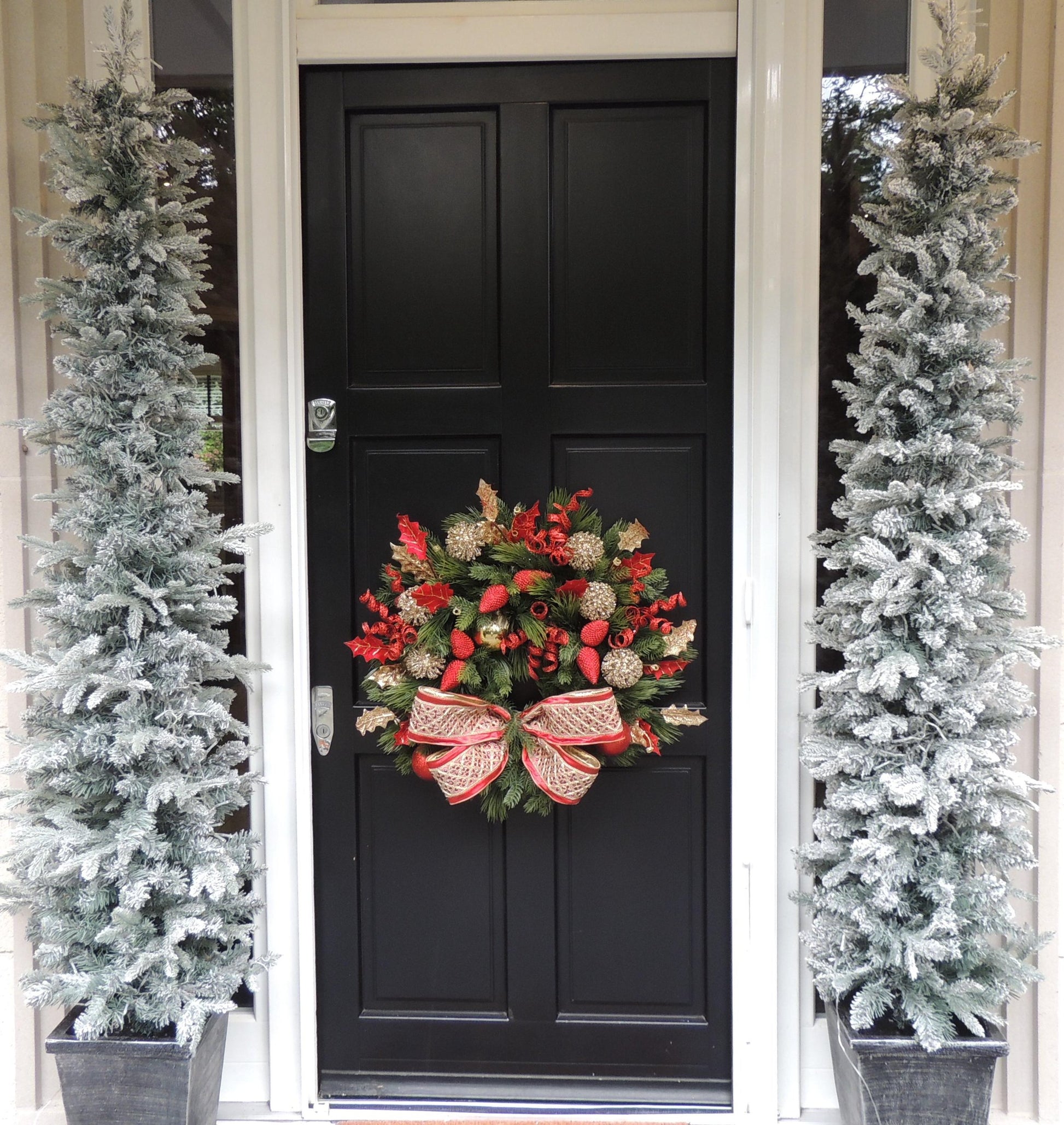 Luxury Christmas Fireplace Door Mantle Wreath Red Green Home Decoration Xmas Winter Advent Designer Decor Wall Hanger Traditional Ornaments - Hats By Cressida
