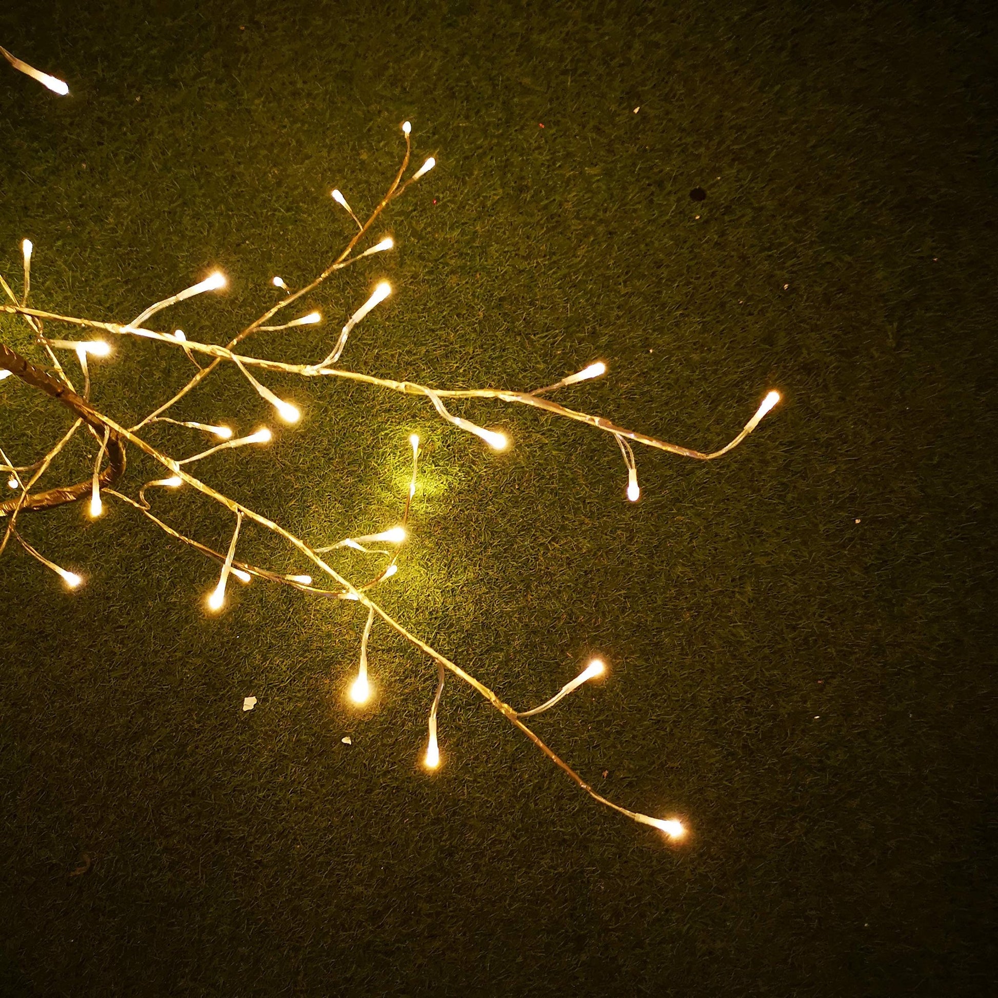 Premier 3m Outdoor and Indoor Gold Lit Branch Garland, 288 LEDs - Hats By Cressida