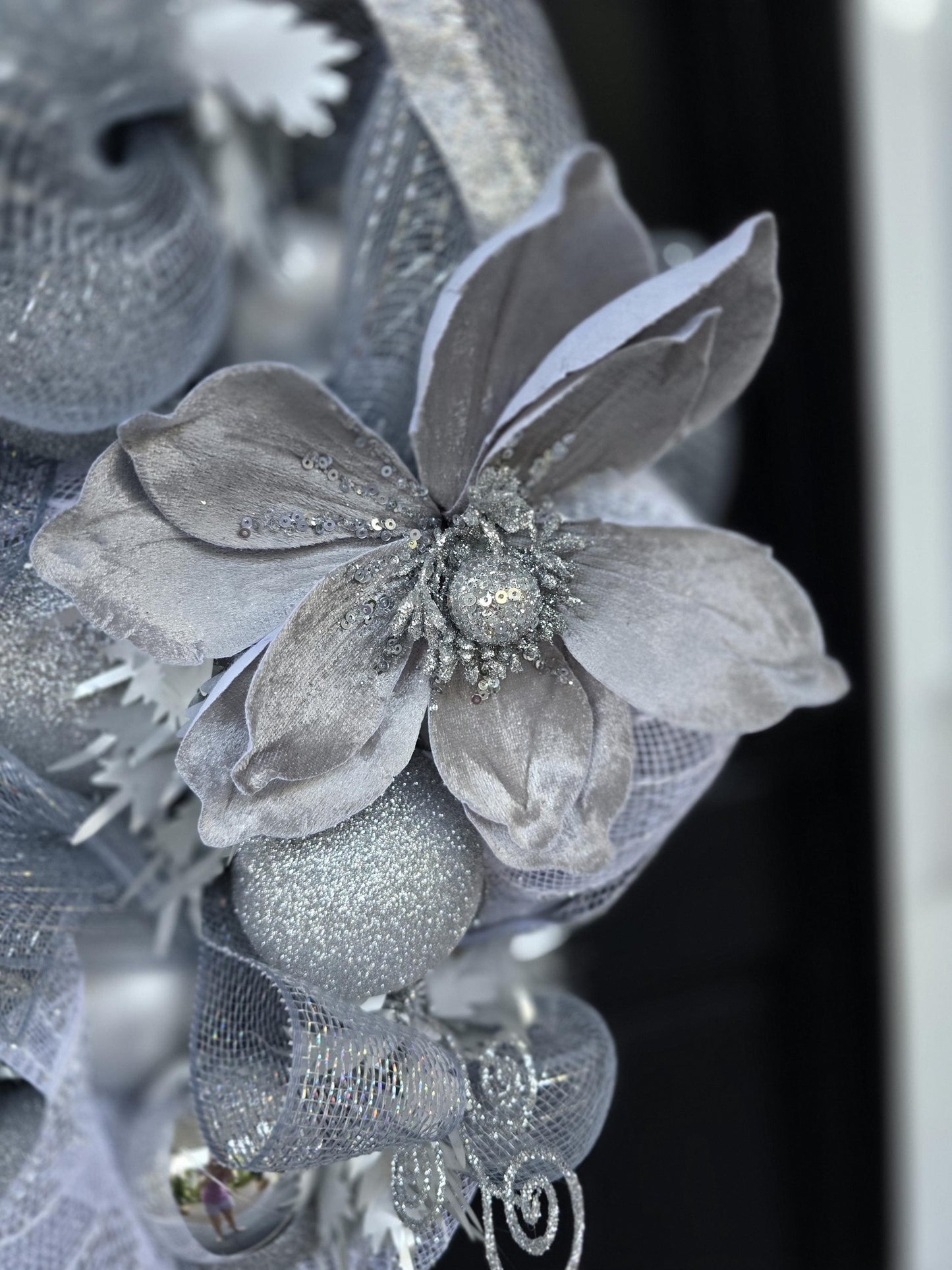 Silver Luxury Christmas Wreath Front Door Luxury Home Decorations Xmas Winter Mantle Decor Holiday Wreath Advent Swag Silver Theme - Hats By Cressida