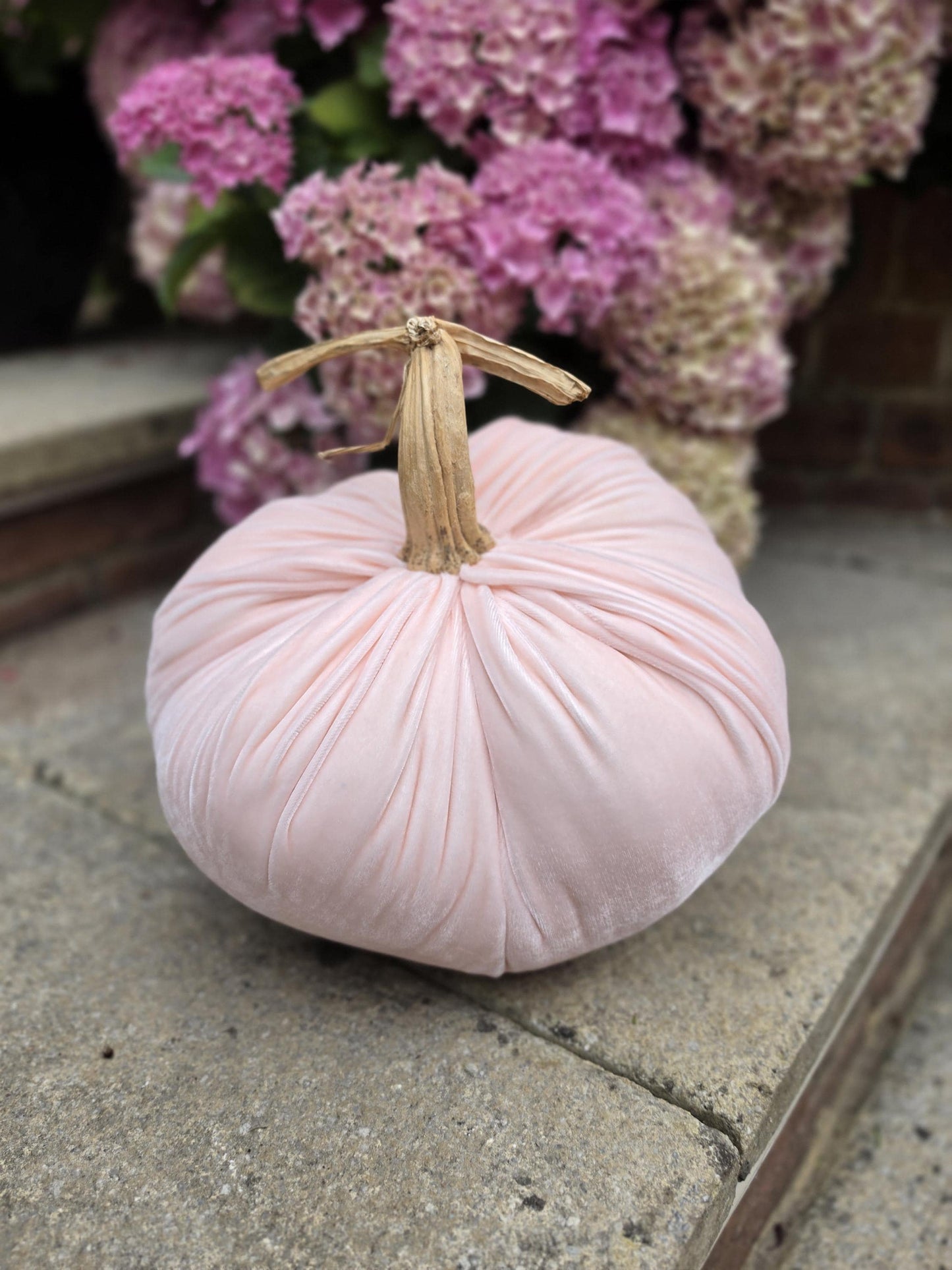 Cream LARGE Silk Velvet Pumpkin, Rustic Farmhouse Decor, Wedding Centerpiece,Thanksgiving Tablescape,Hostess Gift Idea,Fall Home Decoration