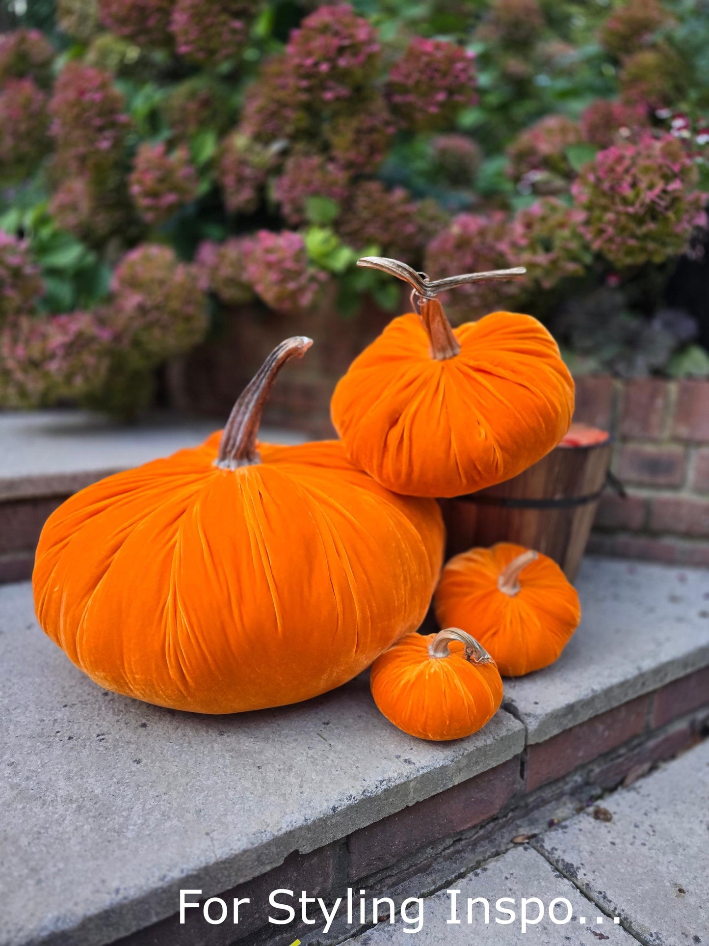 Orange Luxury Silk Velvet XXL Pumpkin Real Stem Harvest Autumn Fall Handmade Home Decor Thanksgiving Table Mantel Decoration Centerpiece