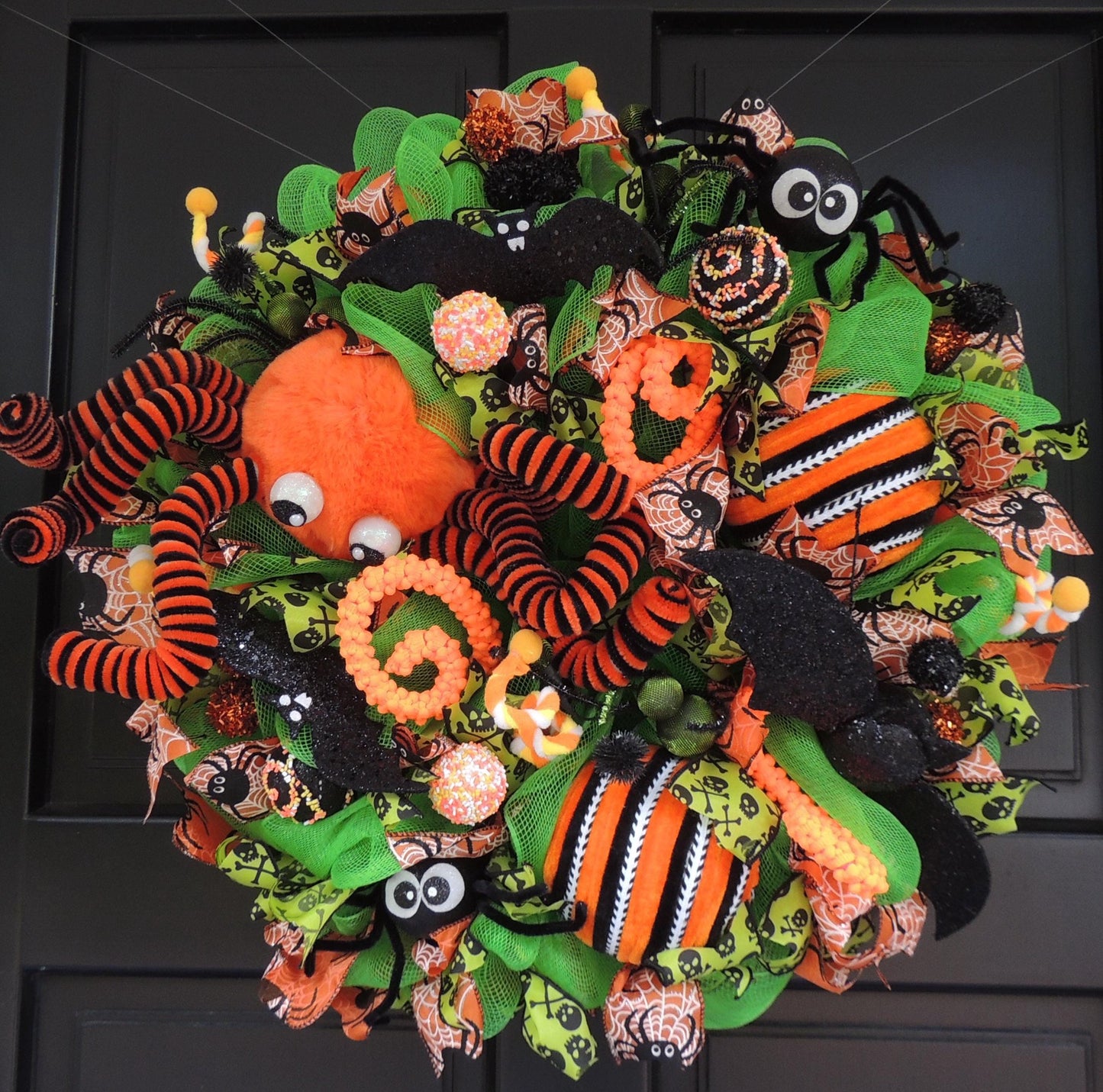 20" Halloween Wreath, Large Spider Wreath, Halloween Door Wreath, Spooky Halloween Decor, Front Door Wreath, Trick or Treat Decor