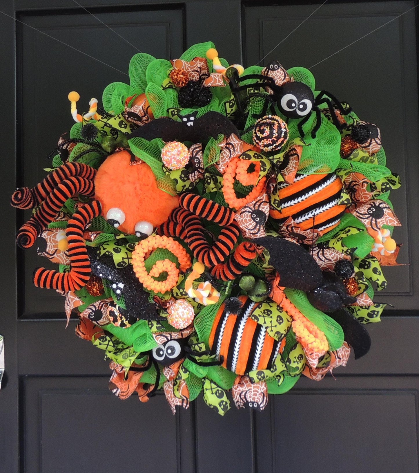 20" Halloween Wreath, Large Spider Wreath, Halloween Door Wreath, Spooky Halloween Decor, Front Door Wreath, Trick or Treat Decor