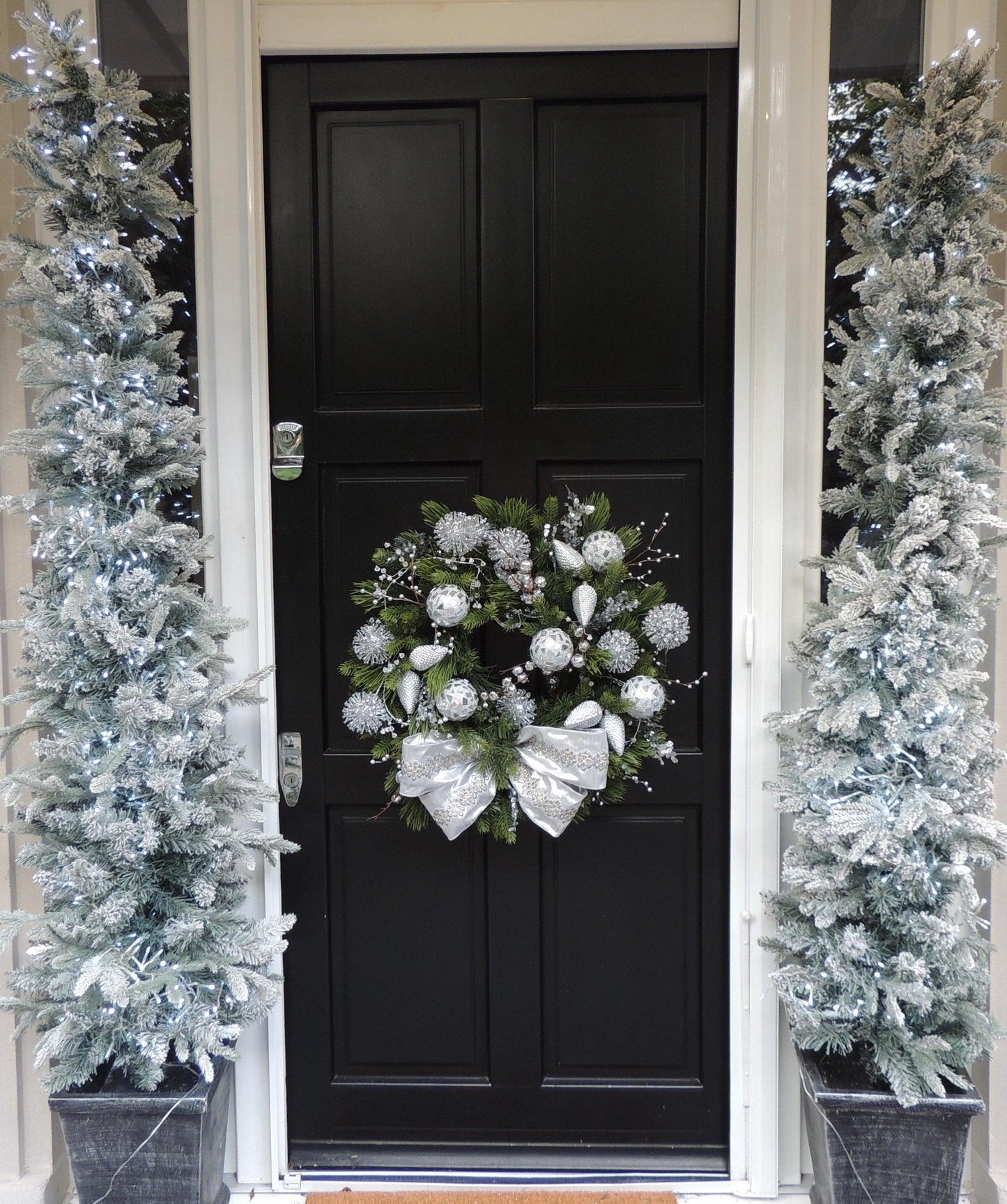 Luxury Christmas Wreath Front Door Wreath Green Silver Home Decorations Xmas Winter Mantle Home Decor Holiday Wreath Crystal Designer Ribbon