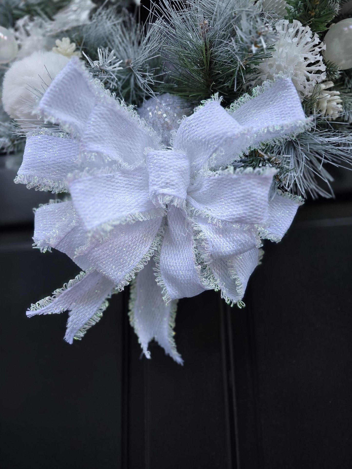 Christmas Wreath, White Frosted Front Door Wreath, Winter Wonderland Christmas Decor, Snowy Pine Holiday Wreath, Luxury Christmas Wreath