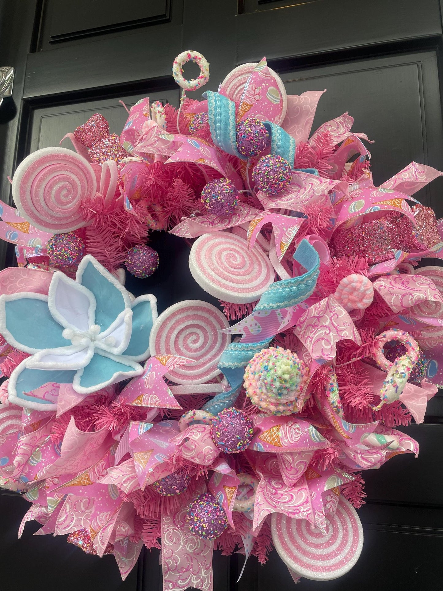 Luxury Candy Shop Pink Pastel Sweets Christmas Wreath Front Door Luxury Home Decorations Xmas Winter Mantle Decor Holiday Wreath Advent Swag