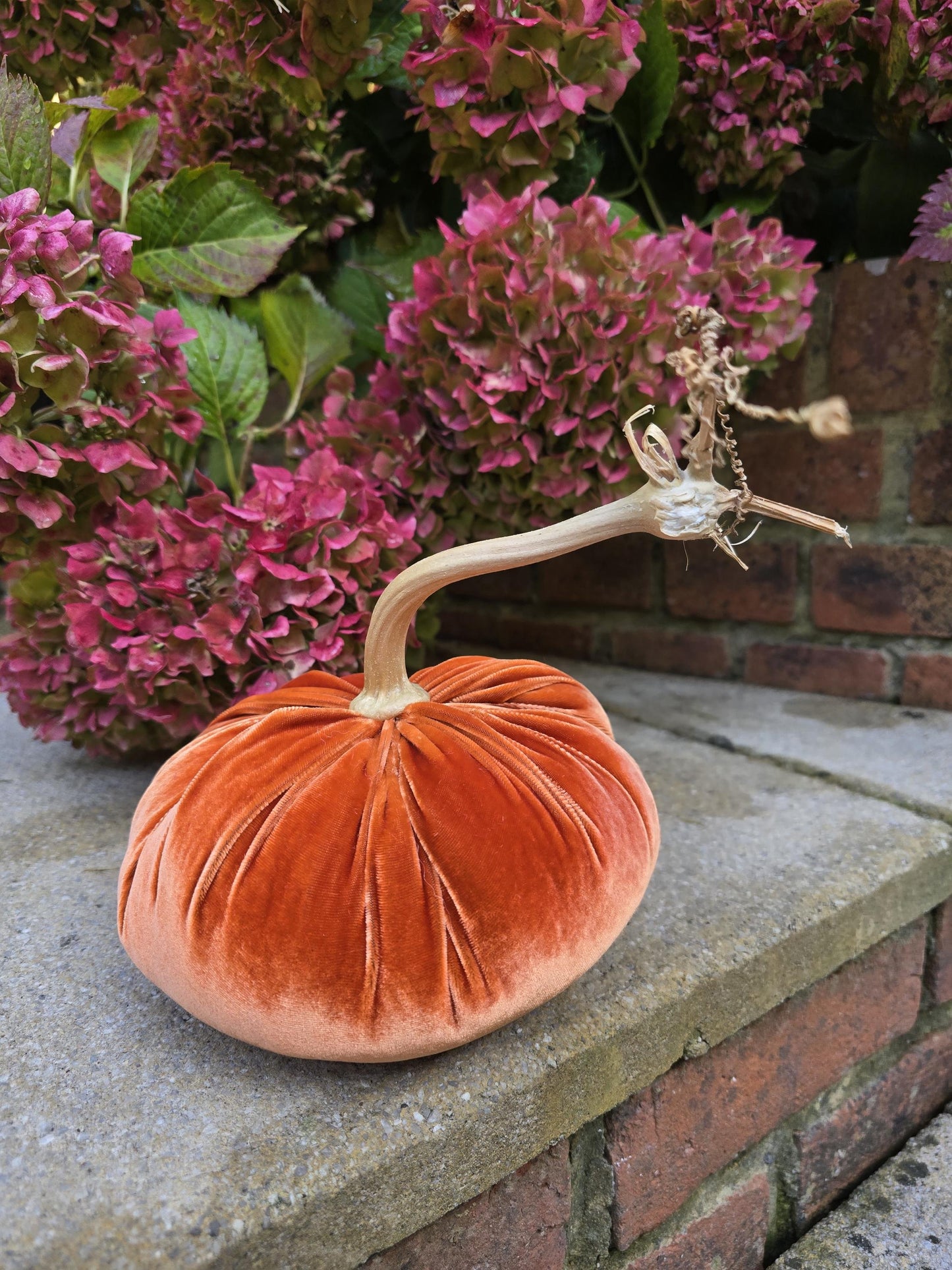 Royal Blue Luxury Silk Velvet LARGE Pumpkin Real Stem Harvest Autumn Handmade Home Decor Thanksgiving Table Decoration Centerpiece Ornament