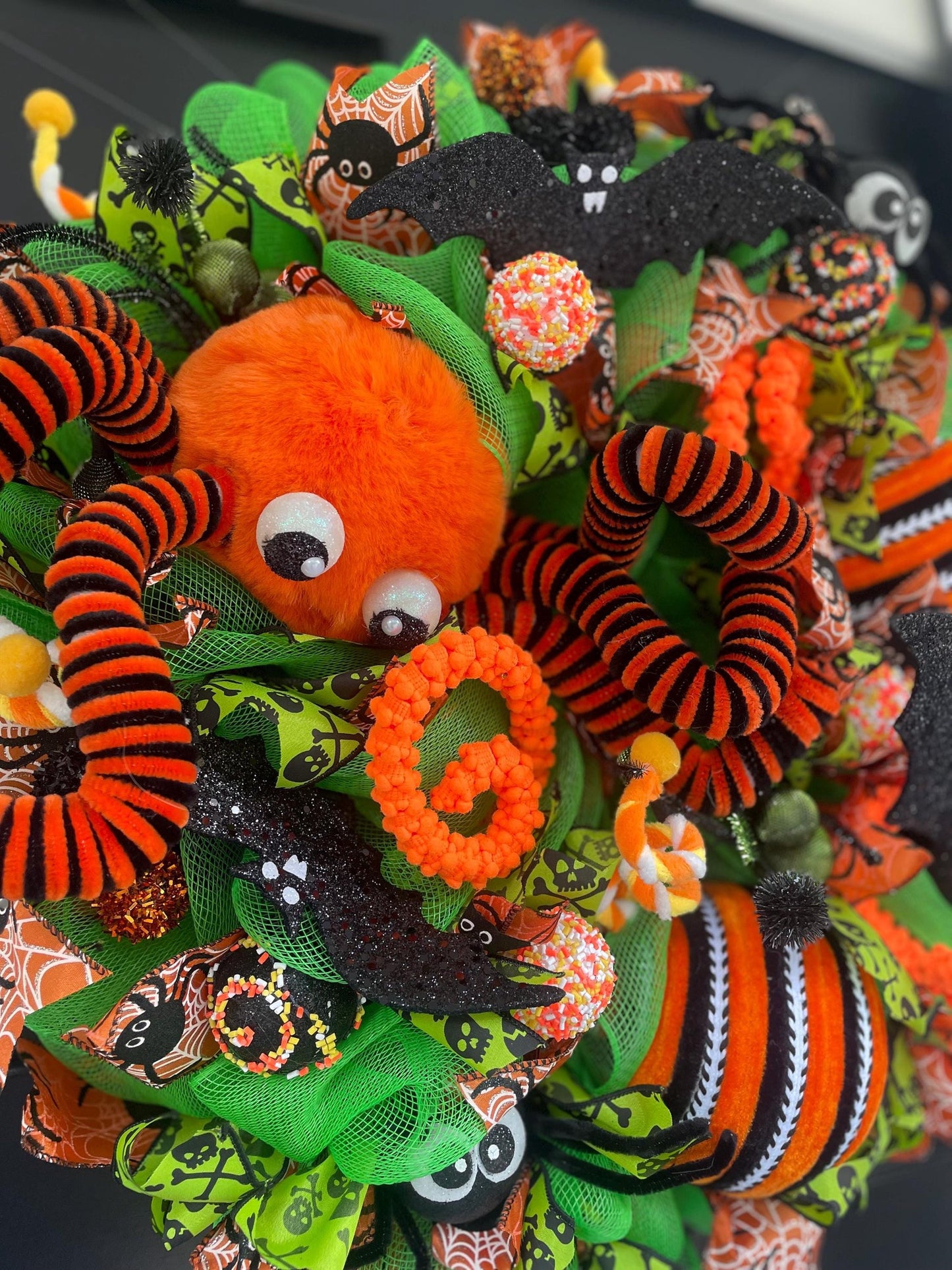20" Halloween Wreath, Large Spider Wreath, Halloween Door Wreath, Spooky Halloween Decor, Front Door Wreath, Trick or Treat Decor